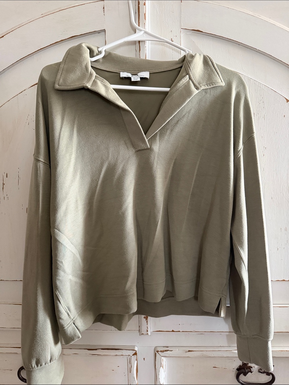 Sage green pullover super soft like butter 🧈